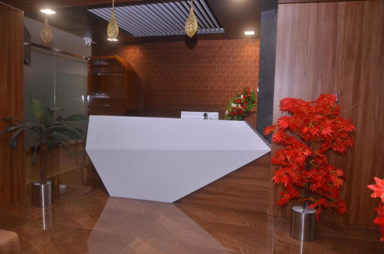 Hotel Radhe Inn Una  Екстериор снимка